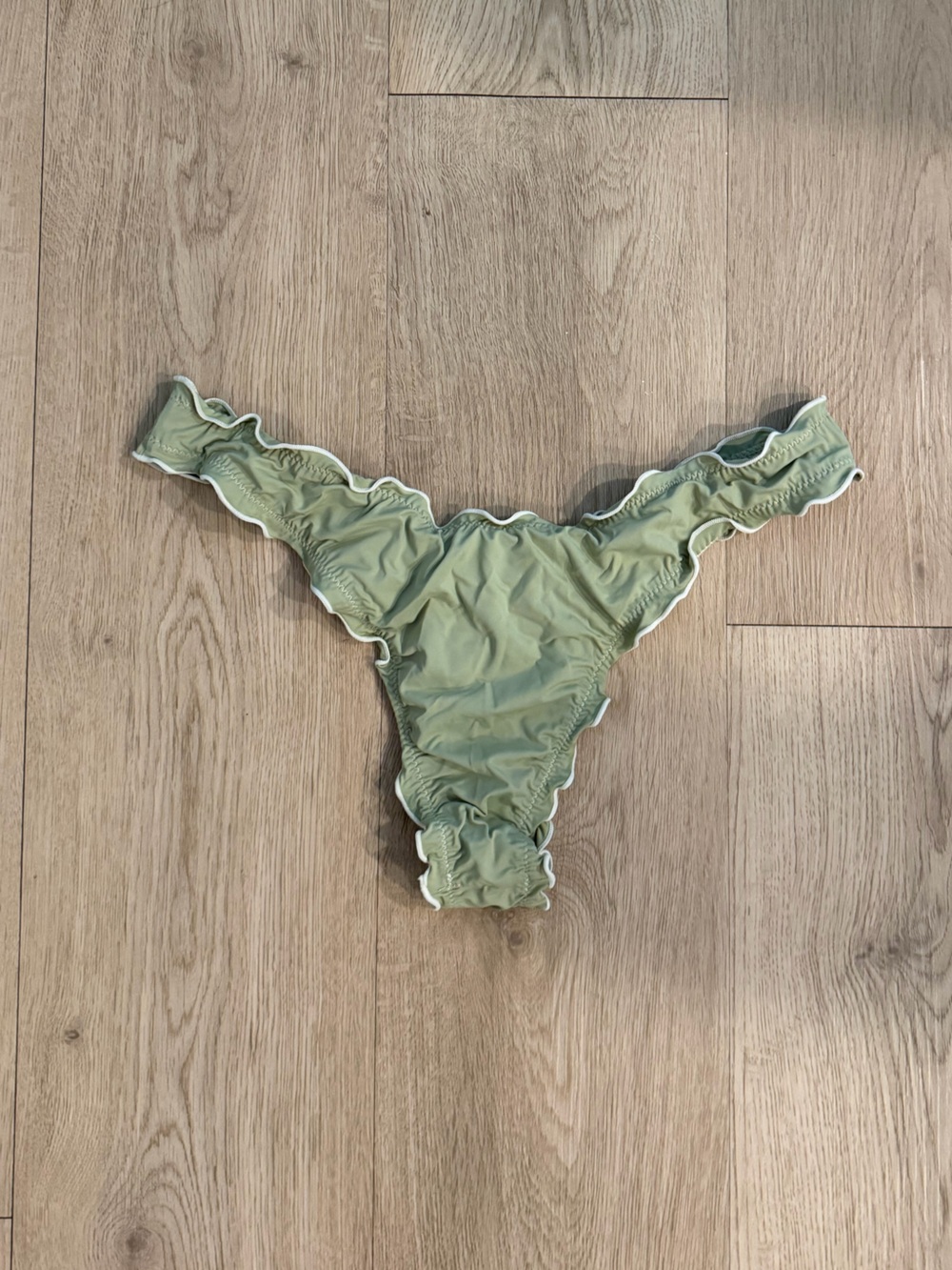 NWT Sage Green Ruffle Bikini Bottoms - hygiene liner still attached - Picture 3 of 5